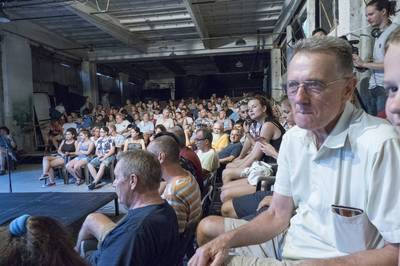 A nézők|Ilovszky Béla