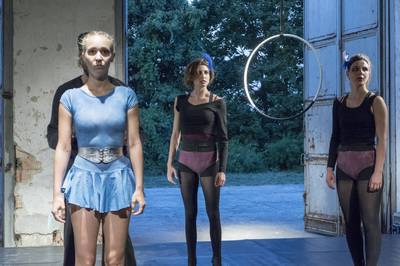 Király Orsolya, Móga Piroska, Bognár Anita|Ilovszky Béla